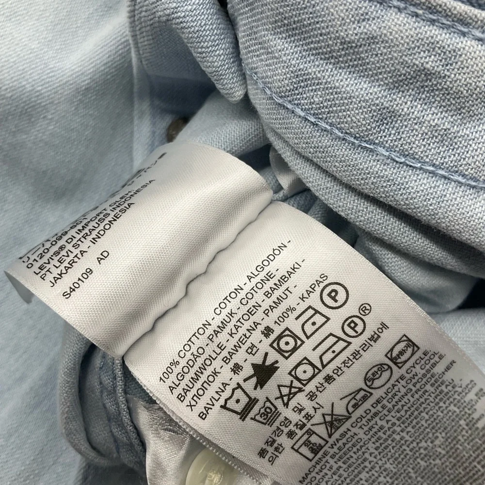 TWO‎ MENS LEVIS 100% COTTON SHIRTS
